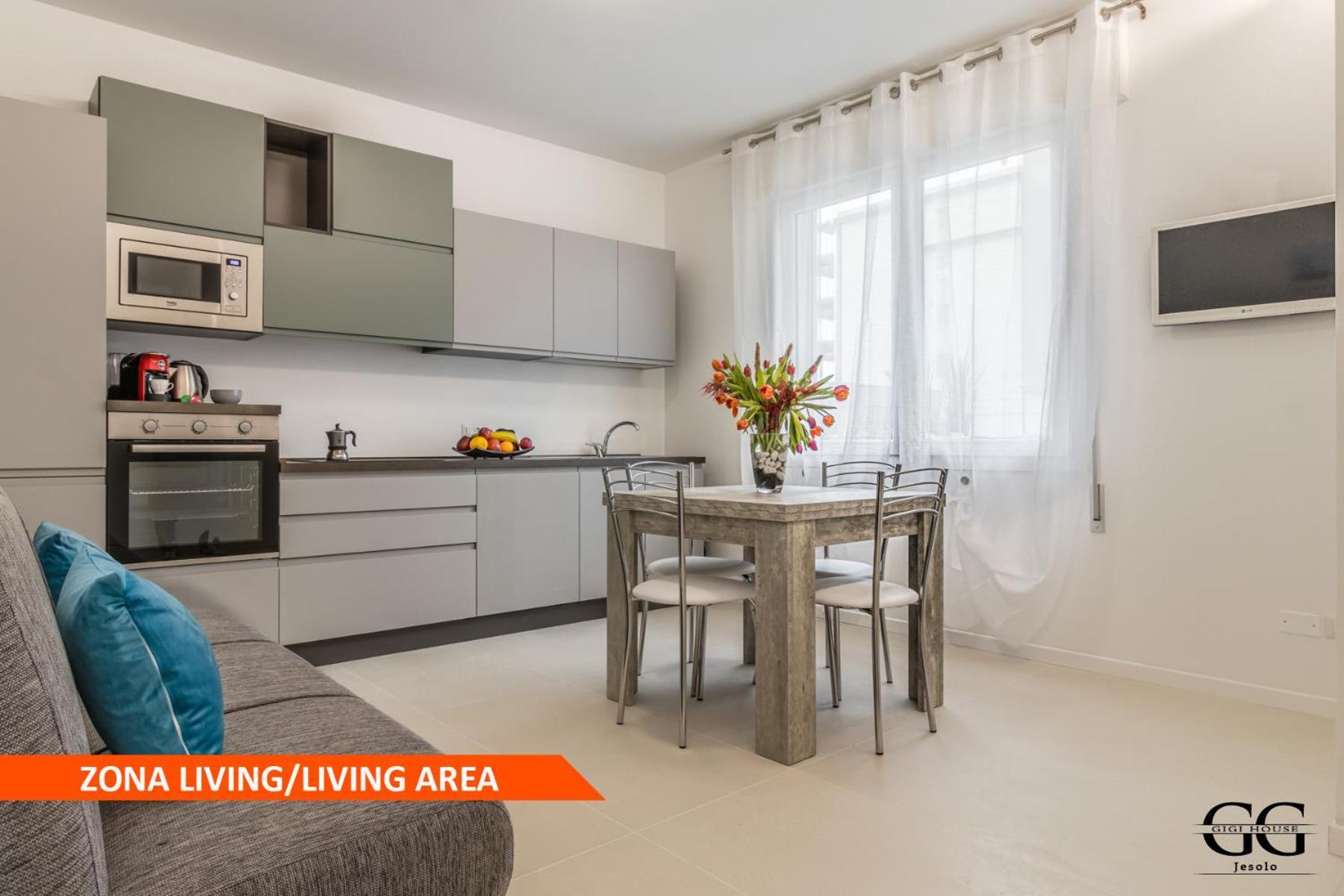 Gigi House -Appartamento Piazza Mazzini- 200M Dal Mare Лидо ди Йезоло Екстериор снимка